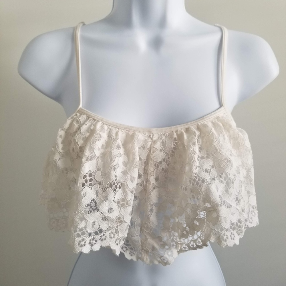 💟 2/$25 💟 // VS White Flutter Lace Bralette XS